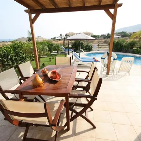 Holidays Villas Pissouri Room photo