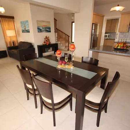 Holidays Villas Pissouri Room photo