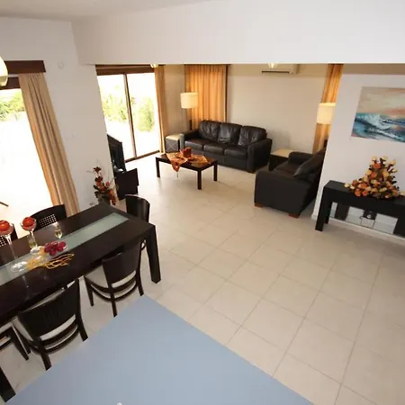 Holidays Villas Pissouri Room photo