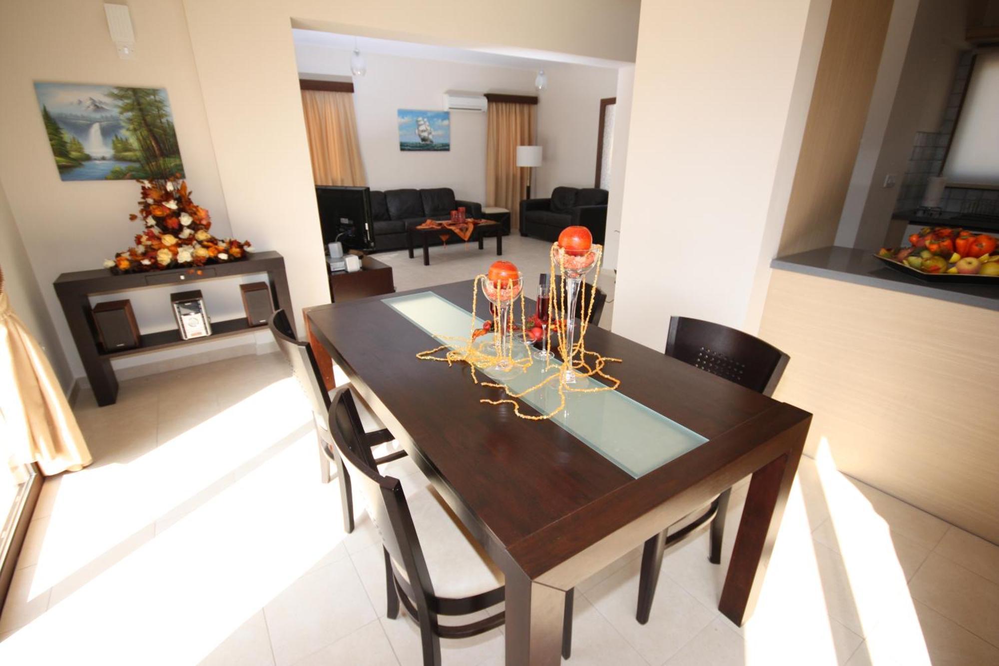 Holidays Villa *