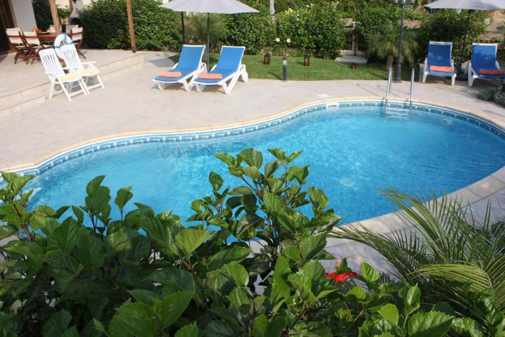 Holidays Villa *