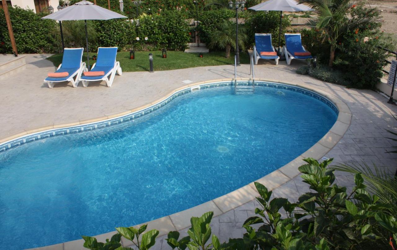 Holidays Pissouri